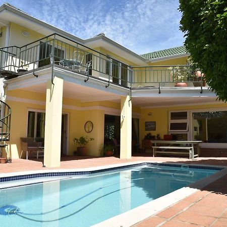 On Pinewood Guest House Κέιπ Τάουν Εξωτερικό φωτογραφία