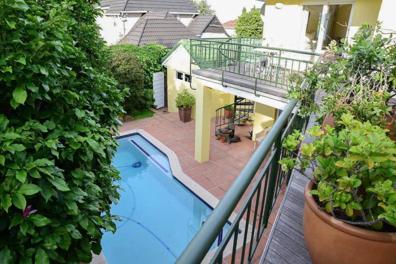 On Pinewood Guest House Κέιπ Τάουν Εξωτερικό φωτογραφία