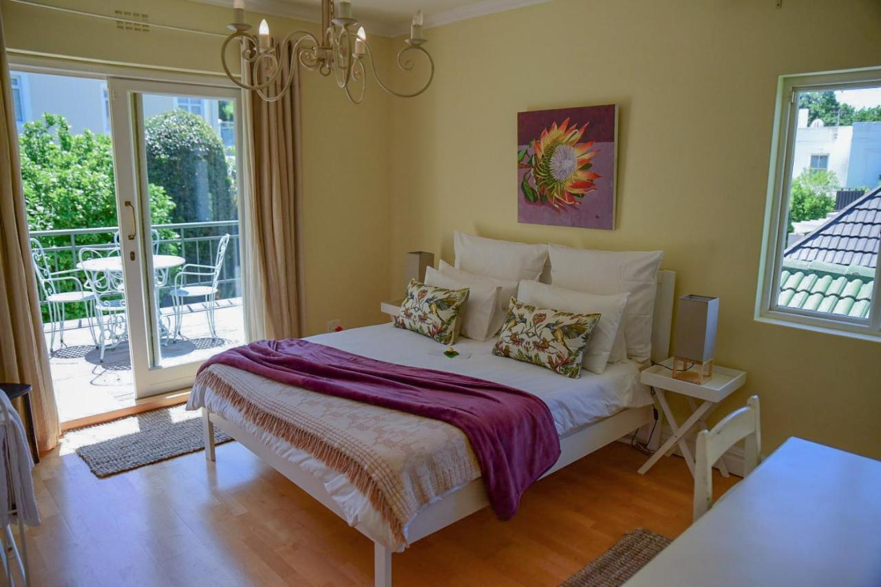 On Pinewood Guest House Κέιπ Τάουν Εξωτερικό φωτογραφία
