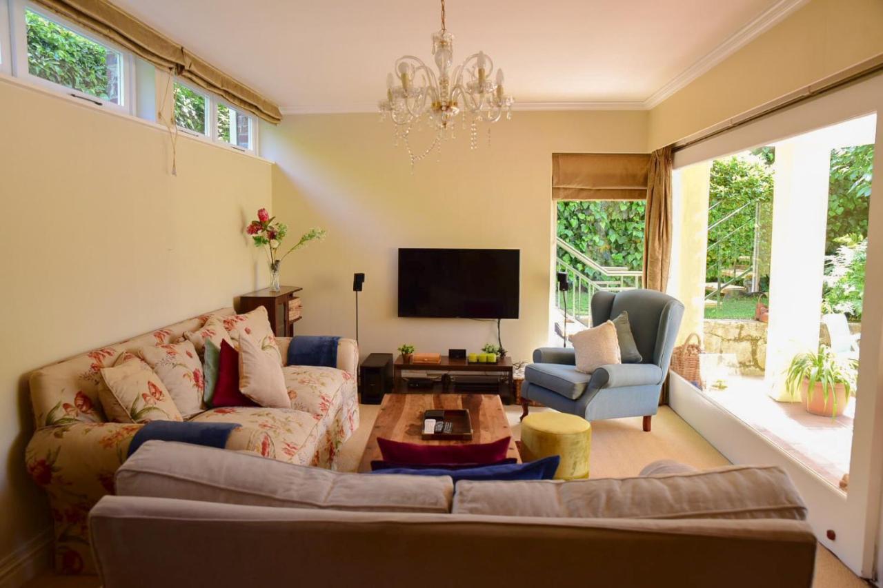 On Pinewood Guest House Κέιπ Τάουν Εξωτερικό φωτογραφία