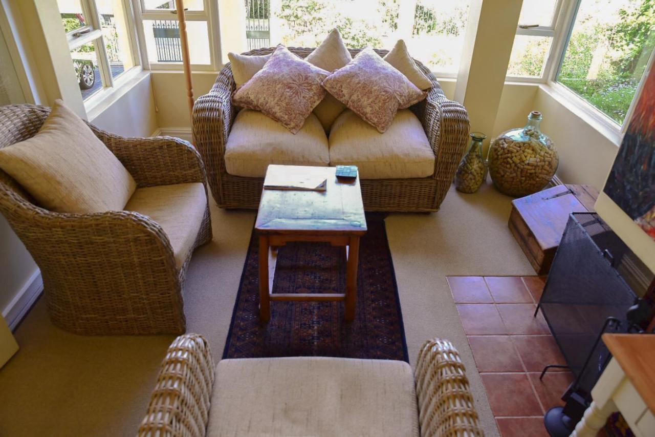 On Pinewood Guest House Κέιπ Τάουν Εξωτερικό φωτογραφία