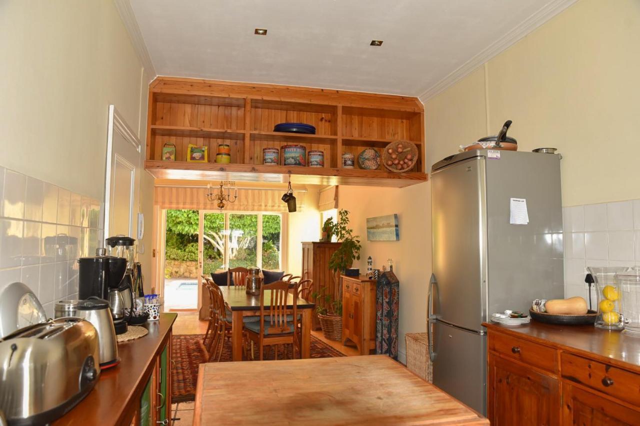 On Pinewood Guest House Κέιπ Τάουν Εξωτερικό φωτογραφία