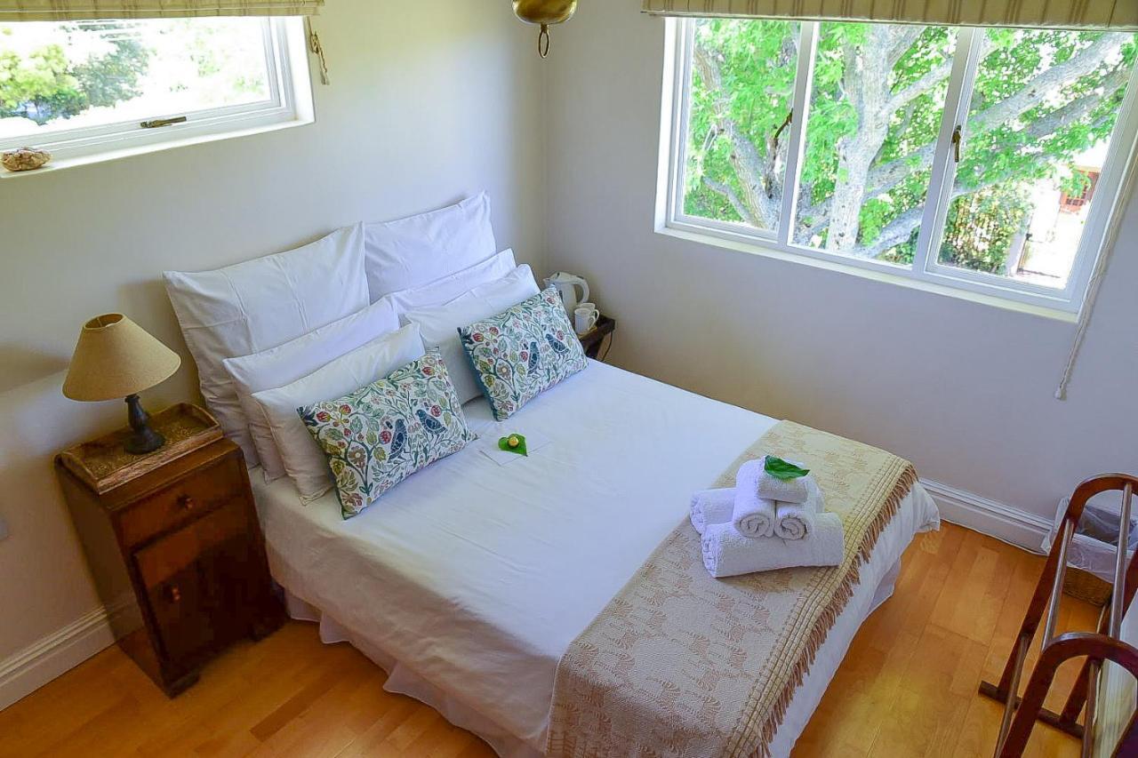On Pinewood Guest House Κέιπ Τάουν Εξωτερικό φωτογραφία